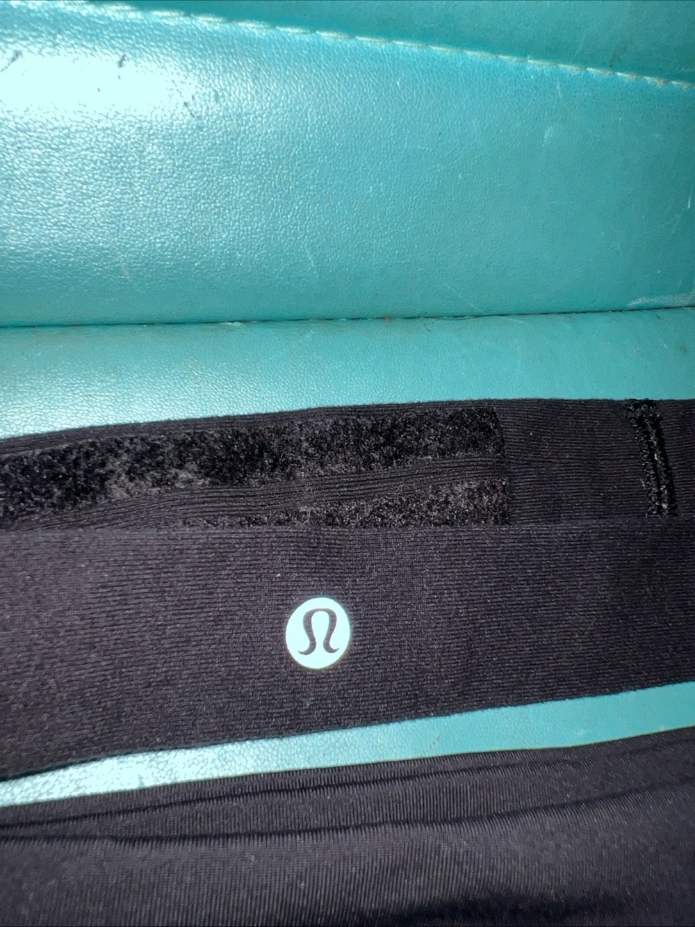 Lululemon Black Logo Headband Set - Picture 3 of 5